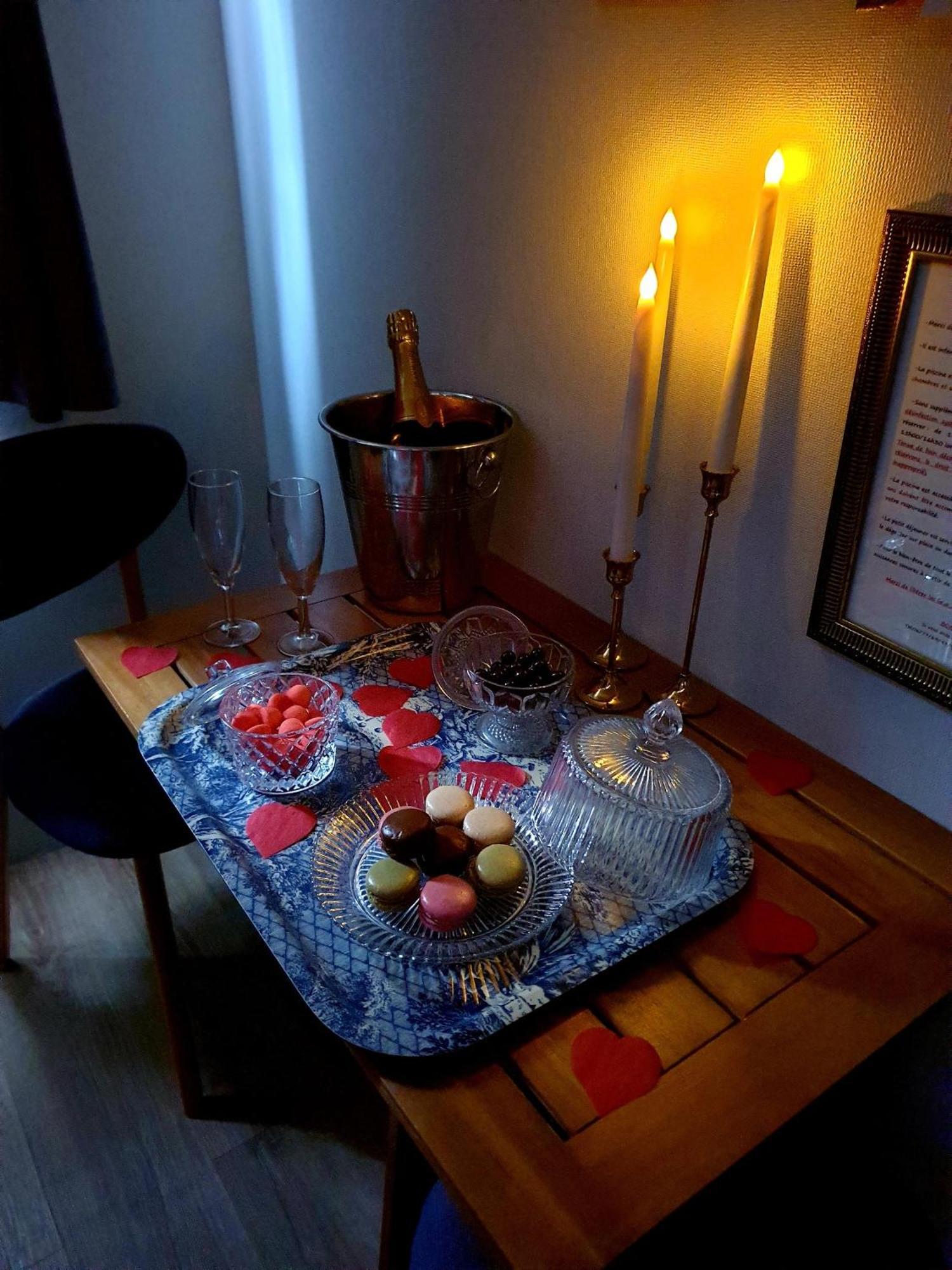 Le Grand Cedre Spa Et Sauna Interieur Piscine Marolles  Zewnętrze zdjęcie